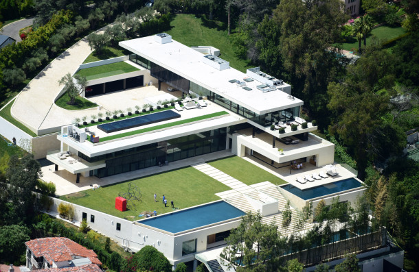 Beyonce & Jay-Z just put in a $120M bid for this sprawling Bel-Air palatial palace