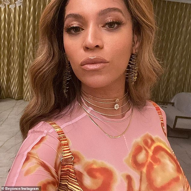 Beyonce looks effortlessly chic in Charlotte Knowles ensemble